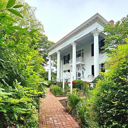 Winridge Manor Bed & Breakfast Madison Heights Ngoại thất bức ảnh