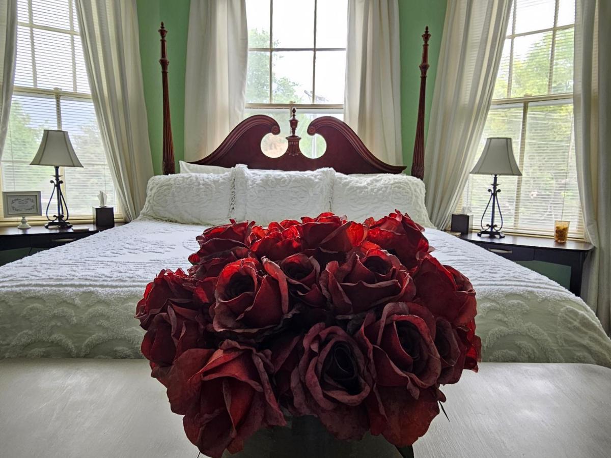 Winridge Manor Bed & Breakfast Madison Heights Ngoại thất bức ảnh