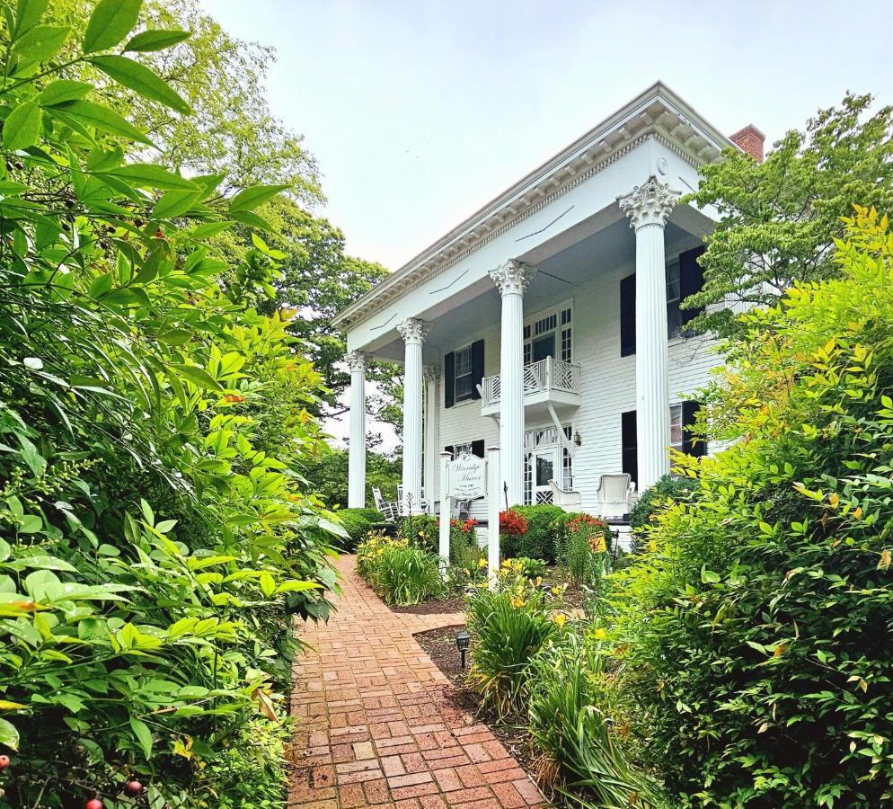 Winridge Manor Bed & Breakfast Madison Heights Ngoại thất bức ảnh